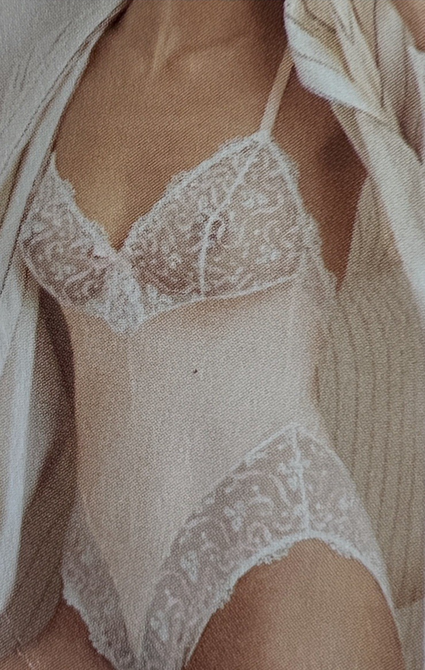 Lejaby Bodysuit Size L 7 Light Pink Beige Lace At Legs & Bodice B Cup